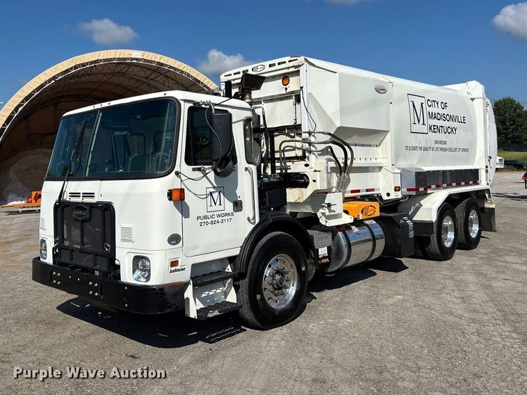 2022 Autocar Xpeditor refuse truck - ER3252