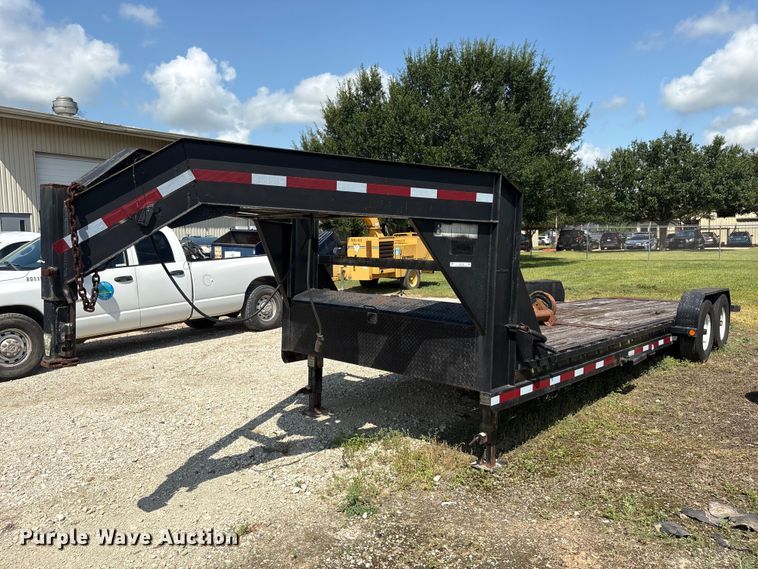 2007 PJ Trailers tilt deck equipment trailer - EU0778