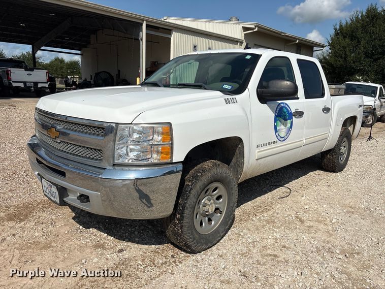 2012 Chevrolet Silverado Crew Cab pickup truck - EU0785