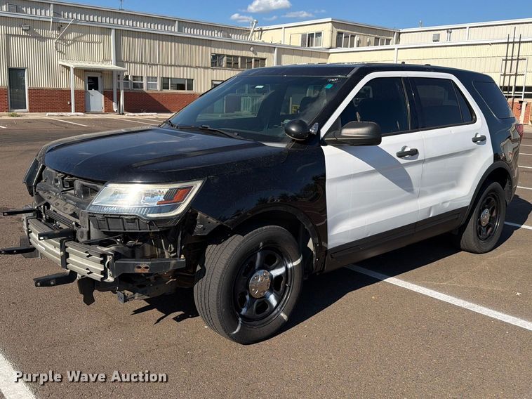 2017 Ford Explorer Police Interceptor SUV - EW8756