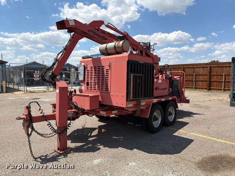 2007 Morbark Hurricane wood chipper - EW8762