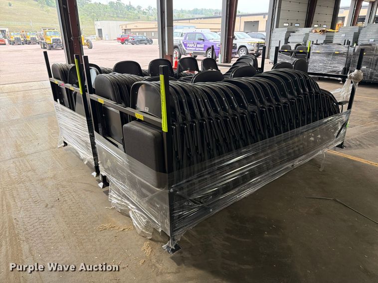 (103) folding chairs - EX0992