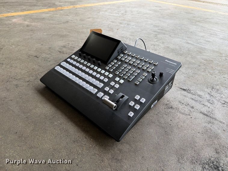 Panasonic AV-HS410 video production switcher - EX0997