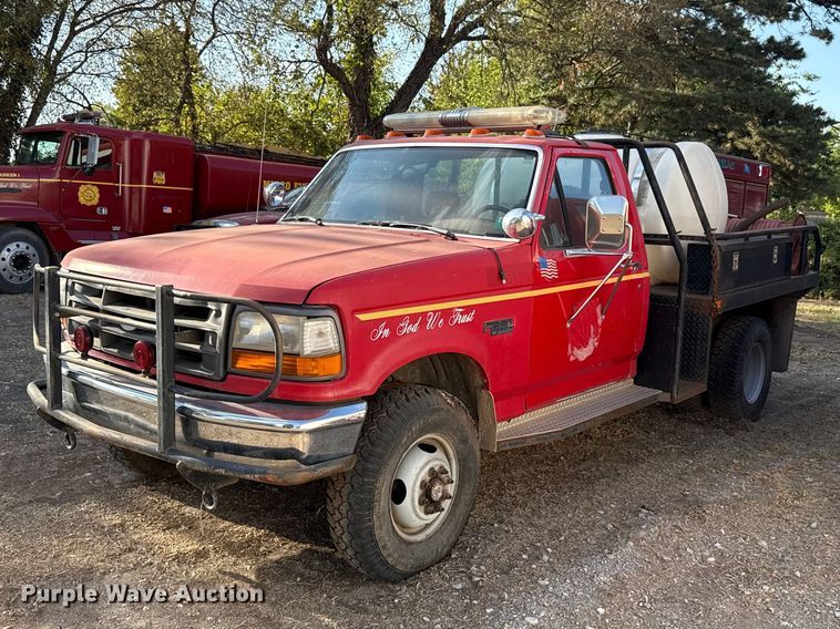 1993 Ford F350 brush fire truck - FC4256