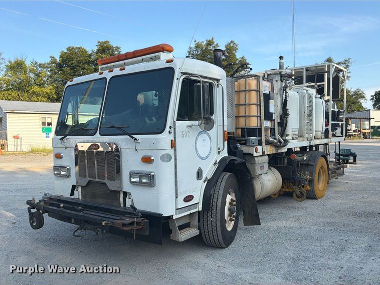 2013 Peterbilt 320 paint striper truck - FN2046