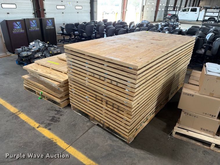 Plywood floor panels - FT6564