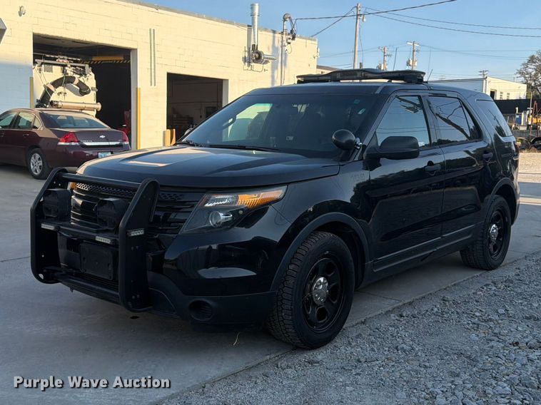 2015 Ford Explorer Police SUV - FU4610