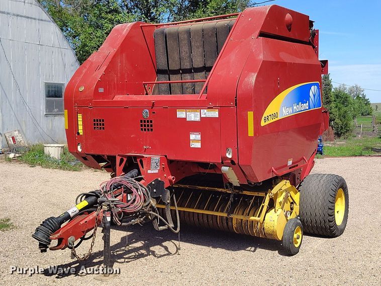 New Holland BR7090 round baler - BI9754