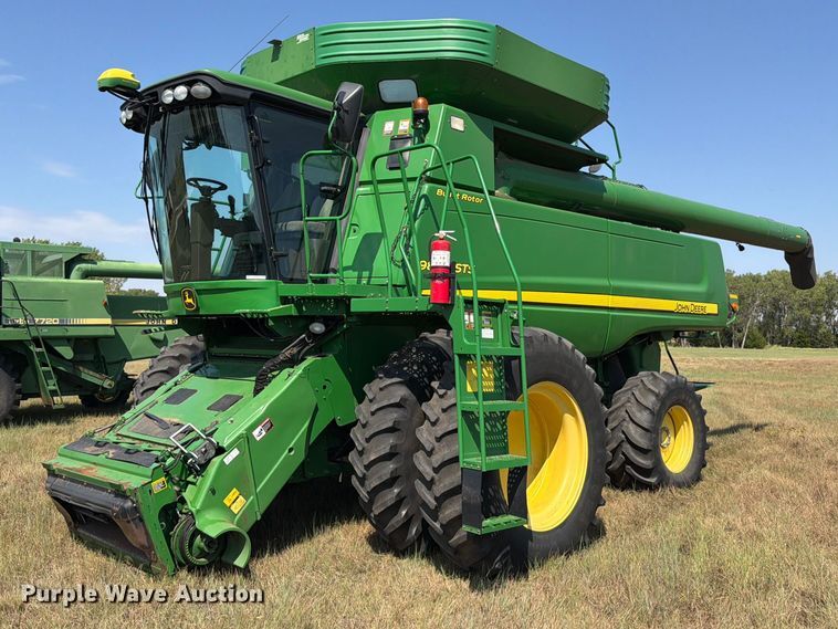 2011 John Deere 9870 STS combine - EP7553