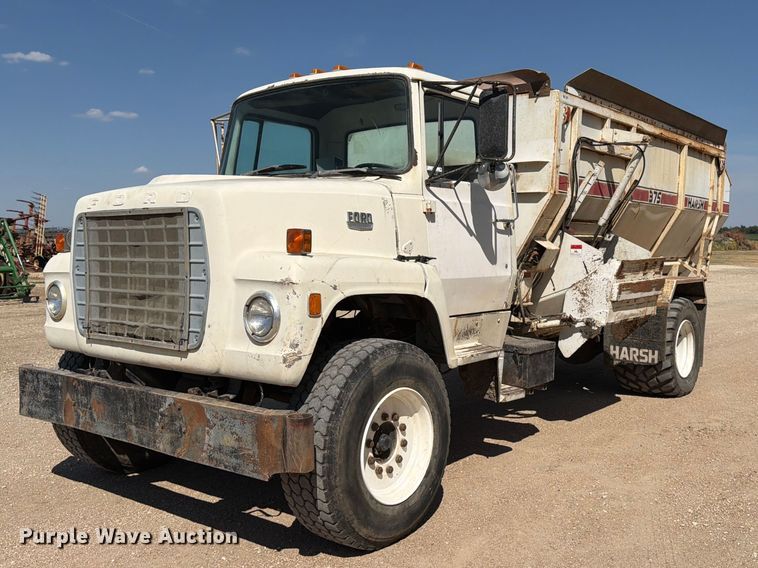 1978 Ford LN7000 feed mixer truck - EP7562