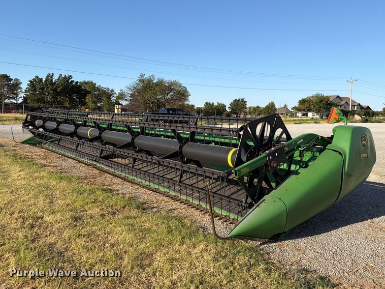 2011 John Deere 635 DRAPER draper head - EW8727