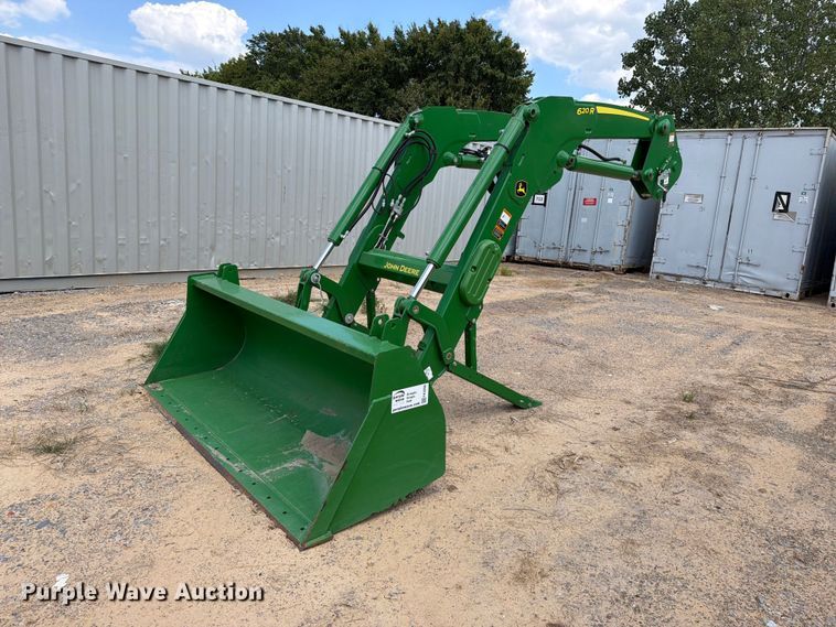 2022 John Deere 620R loader - FK5098