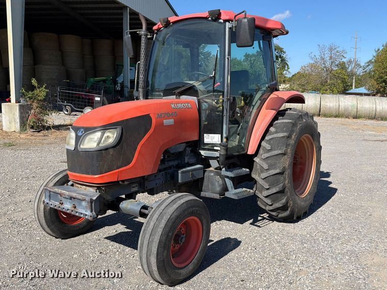 2006 Kubota M7040F tractor - FK5111