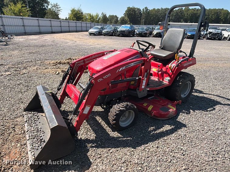 2012 Massey Ferguson GC2400 MFWD tractor - YA4951