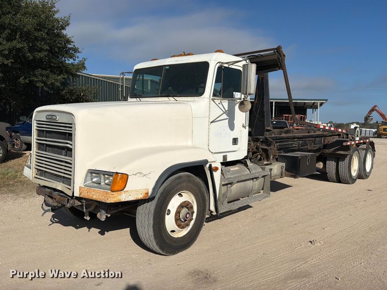 2001 Freightliner FLD120 roll-off container truck - EA7348
