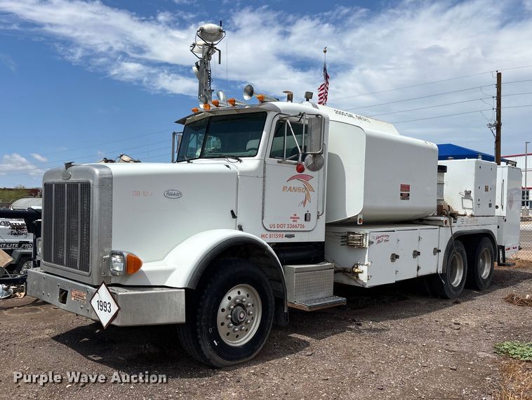 1999 Peterbilt 357 fuel / lube truck - EL2625