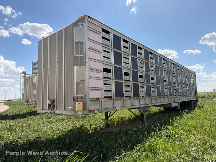 2006 Barrett livestock trailer - EW8651