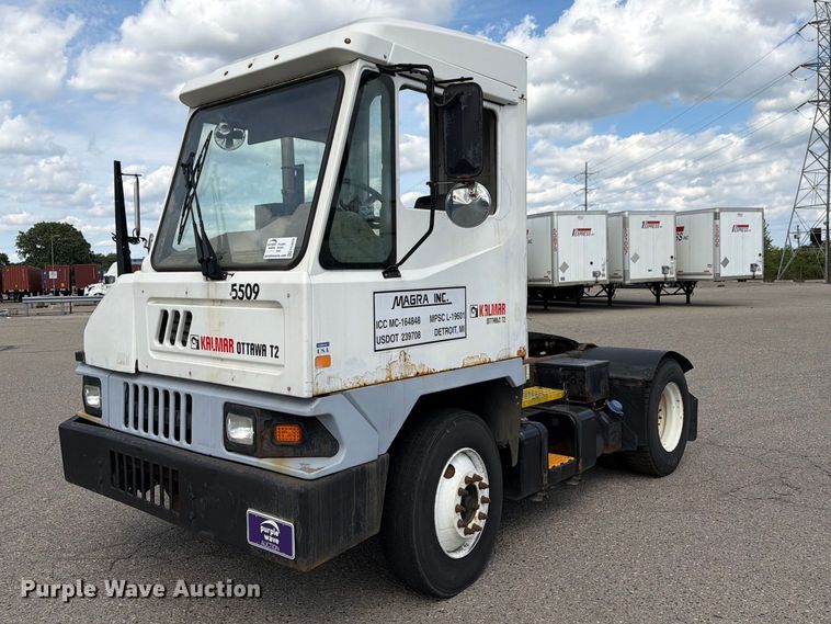2015 Kalmar Ottawa T2 yard truck - FG3002