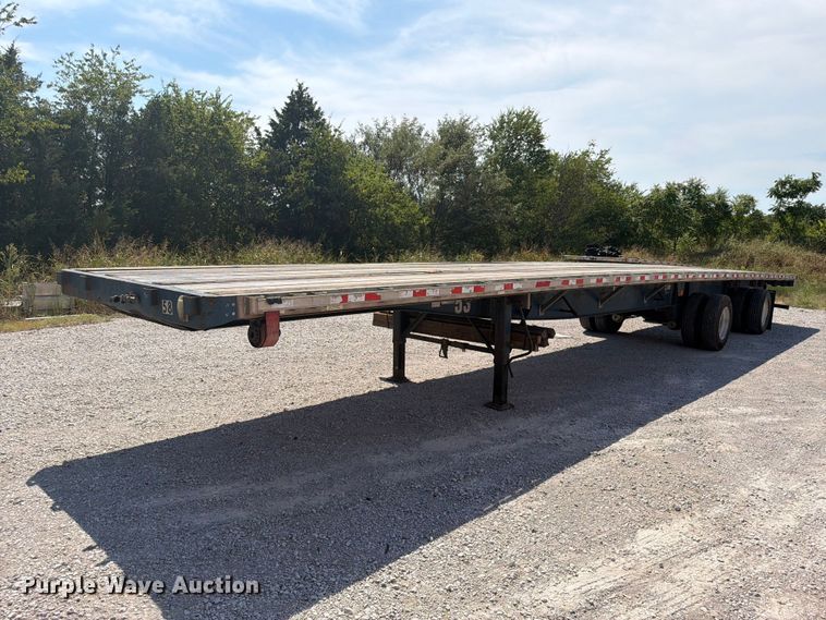 2013 Great Dane flatbed trailer - FI0372