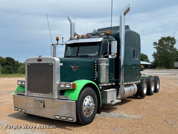 2006 Peterbilt 379 semi truck - FM6508