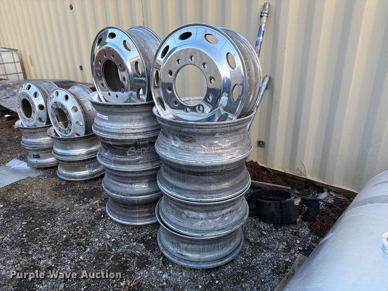 (10) truck tractor wheels - MQ9166