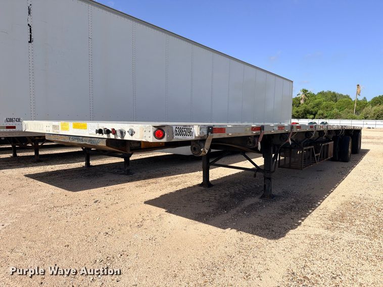 2015 Utility FS2CHA flatbed trailer - YA4461