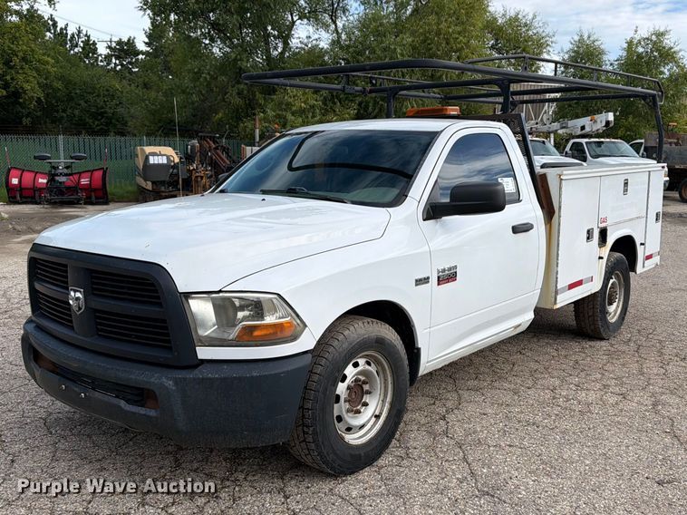 2012 Dodge Ram 2500 utility bed pickup truck - DV2066