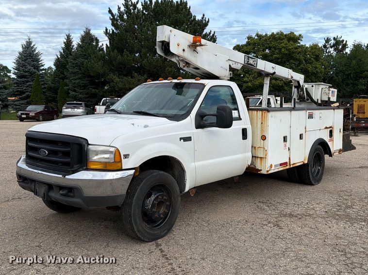 1999 Ford F-450 bucket truck - DV2069