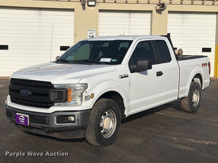 2018 Ford F150 Ext. Cab pickup truck - DV8607