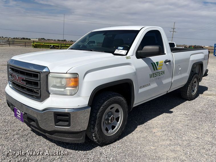 2015 GMC Sierra 1500 pickup truck - DV8653