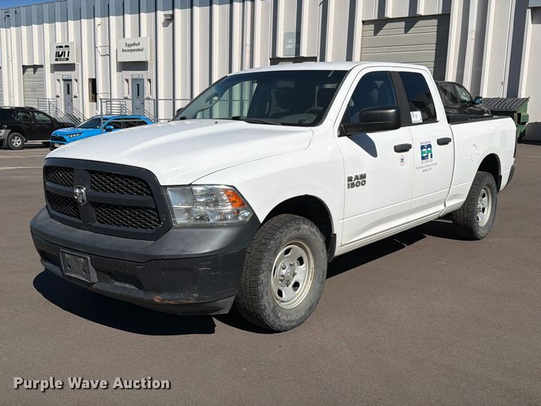 2013 RAM 1500 Ext. Cab pickup truck - ED0190