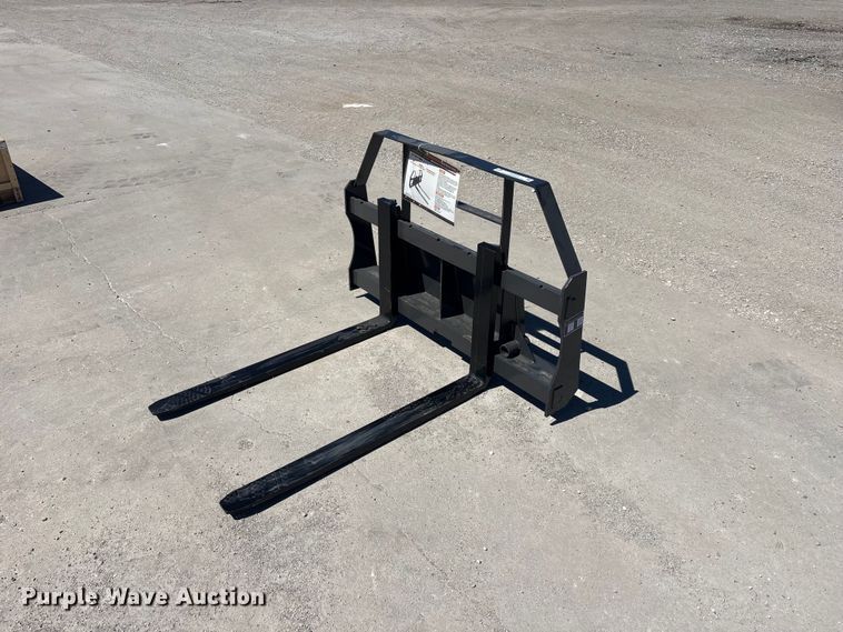 2026 LandHonor MPF-11-2000G compact skid steer forks - EX4224