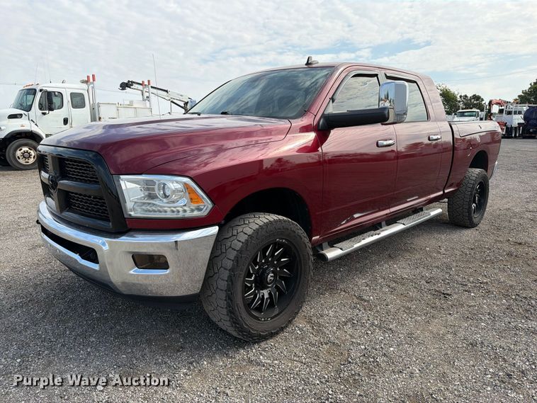2013 RAM 2500 Laramie Crew Cab pickup truck - FB5100