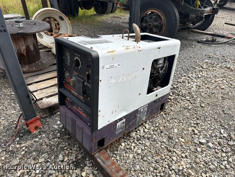 Hobart Champion 10,000 welder - FC3343