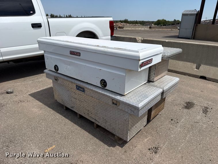 (4) toolboxes - FC4243