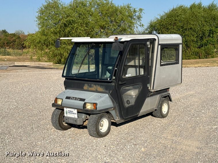2002 Club Car Carryall golf cart - FC4297