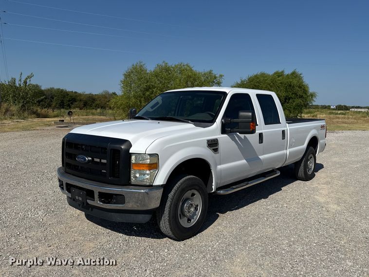 2008 Ford F250 Super Duty Crew Cab pickup truck - FC4300