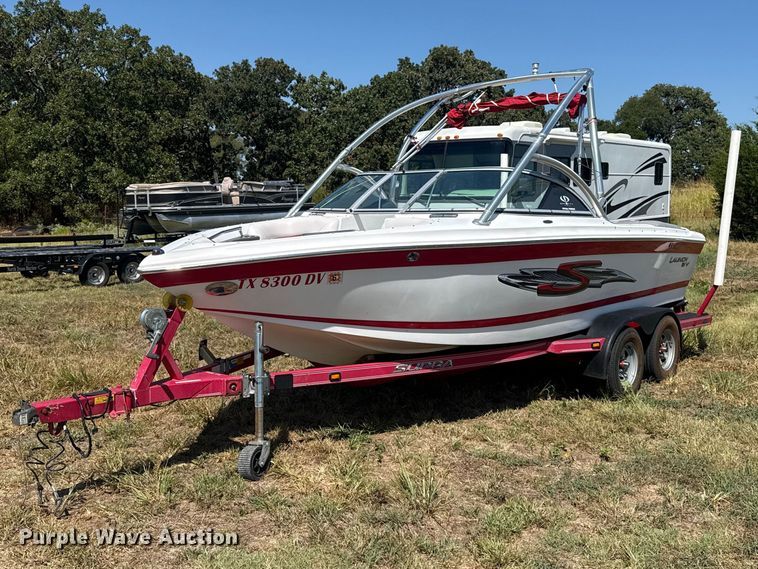 2005 Supra  Launch 21V boat - FC4324