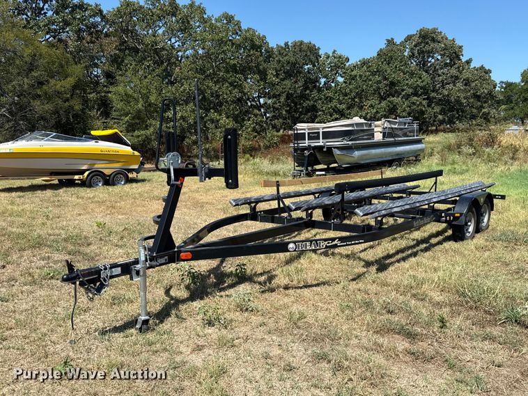 2018 Bear Trailer Mfg. Inc. tri-toon boat trailer - FC4325