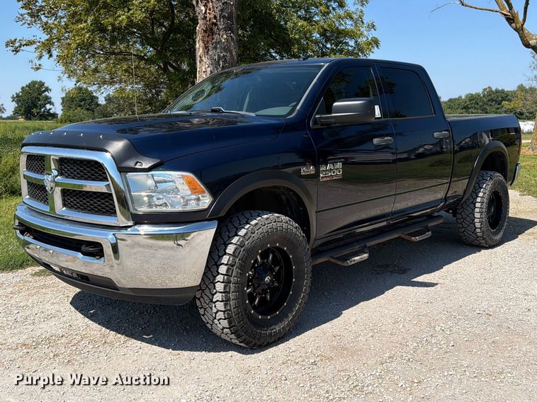 2017 RAM 2500 Crew Cab pickup truck - FK3392