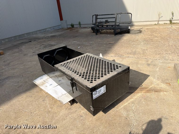 Tank Holder - FK3429