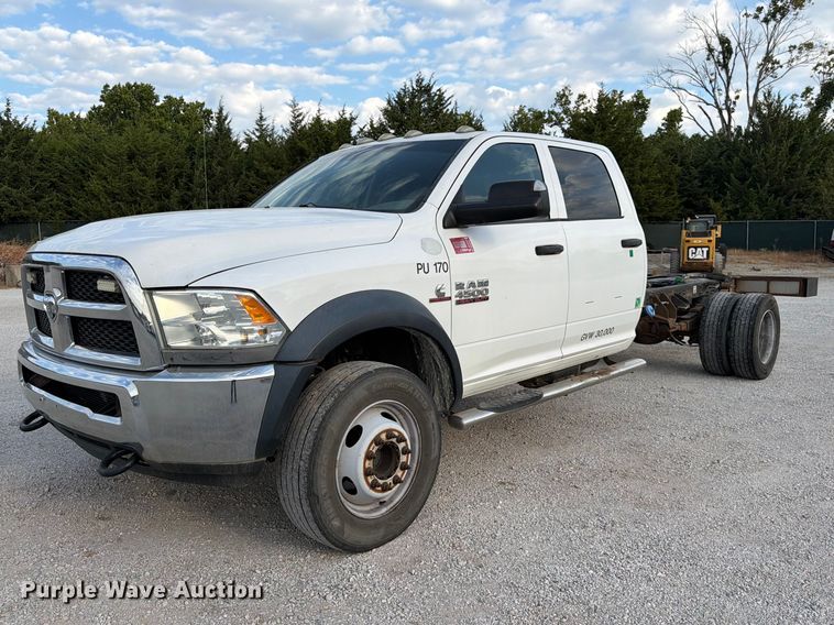 2014 RAM 4500 Crew Cab truck cab and chassis - FK3646