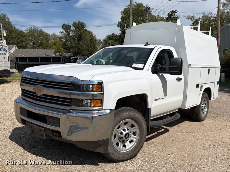 2018 Chevrolet Silverado 3500HD utility bed pickup truck - FN1503