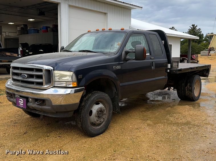 2004 Ford F450 Super Duty flatbed truck - FT7500