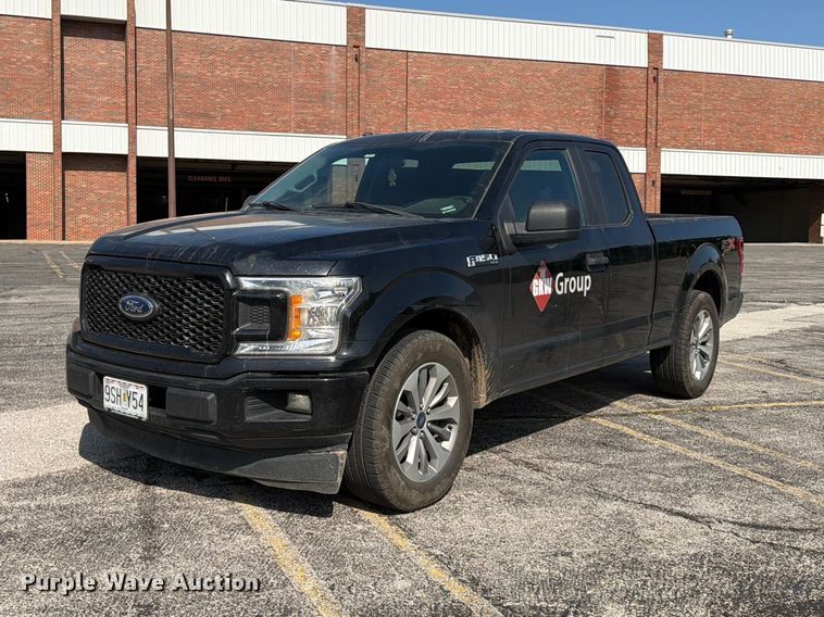 2018 Ford F150 Ext. Cab pickup truck - FU4640
