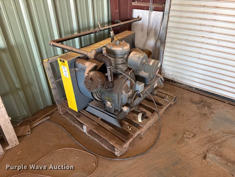 Ingersoll Rand 25T2X20 air compressor - JM9450