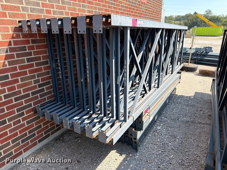 T-Bolt pallet racking - MQ9099