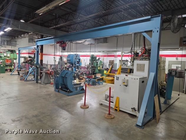 Shop built overhead crane - OE9703
