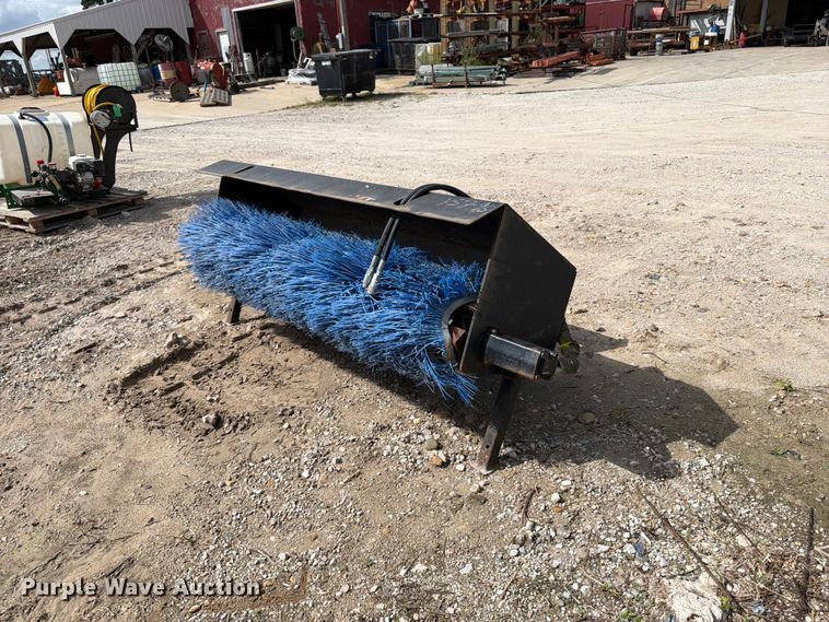 skid steer broom - OE9711