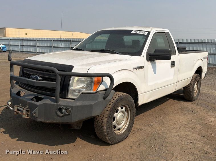 2014 Ford F150 pickup truck - YA4161